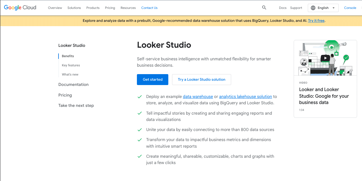 Screenshot of the Looker Studio homepage with emphasis on customizable data reporting.