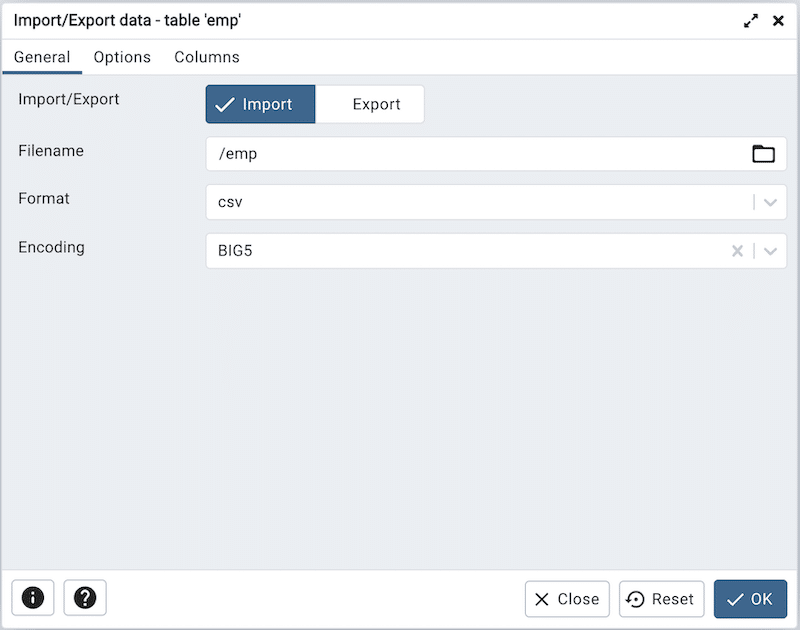 pgAdmin interface showing configuration options like delimiter and quote character for CSV export.